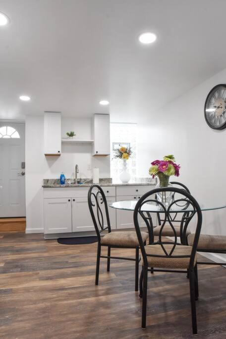 Cozy Mount Washington Home With Parking-Sleeps 4 Pittsburgh Eksteriør billede